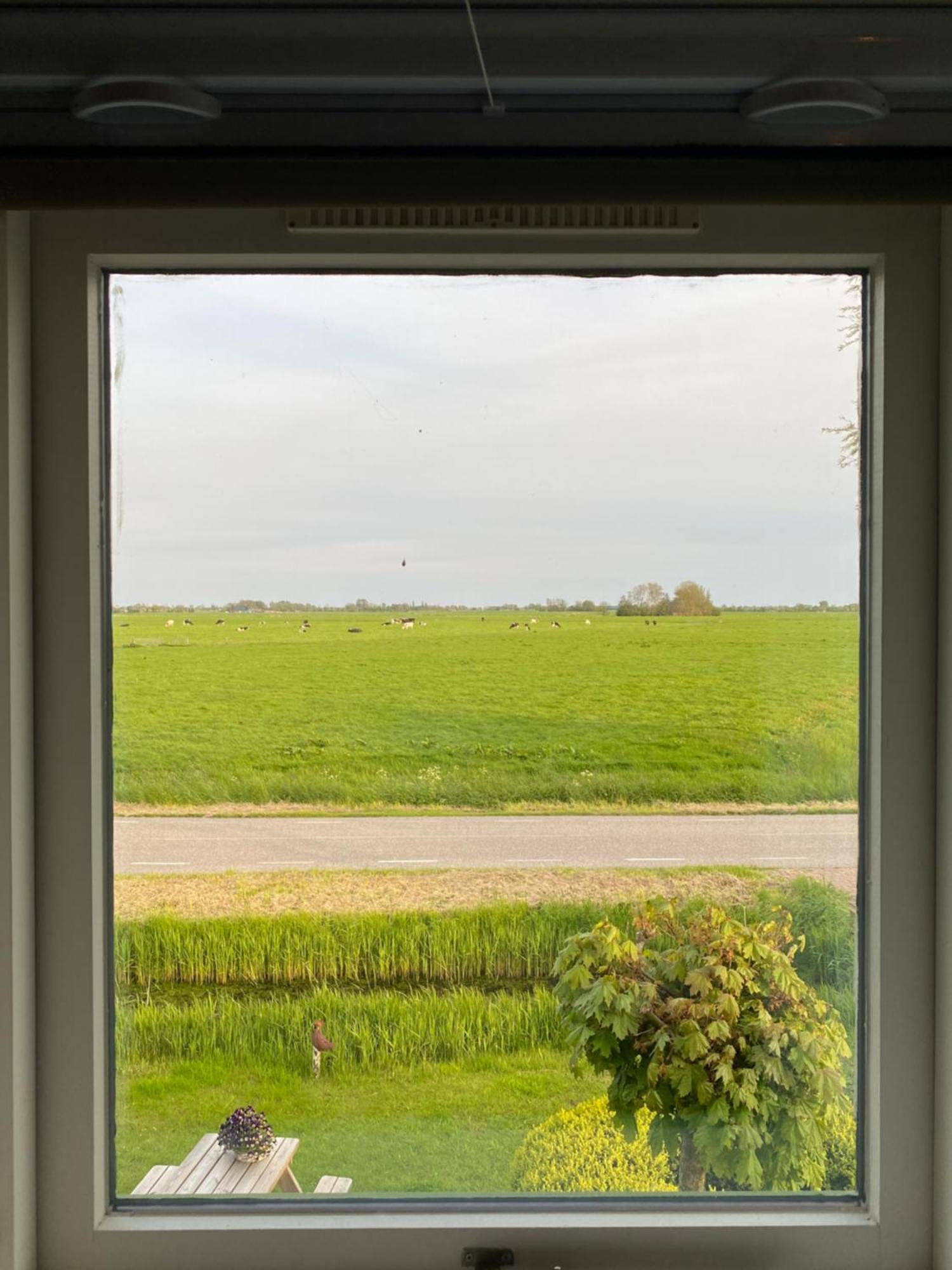 Domstate Bed & Breakfast Ee Bagian luar foto